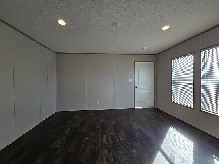 130 Dove Dr — Photo 3