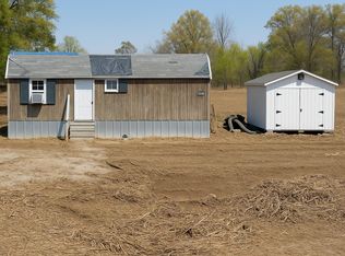 614 E Church St, Kenton, TN 38233