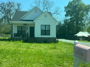 207 11th St N, Clanton, AL 35045