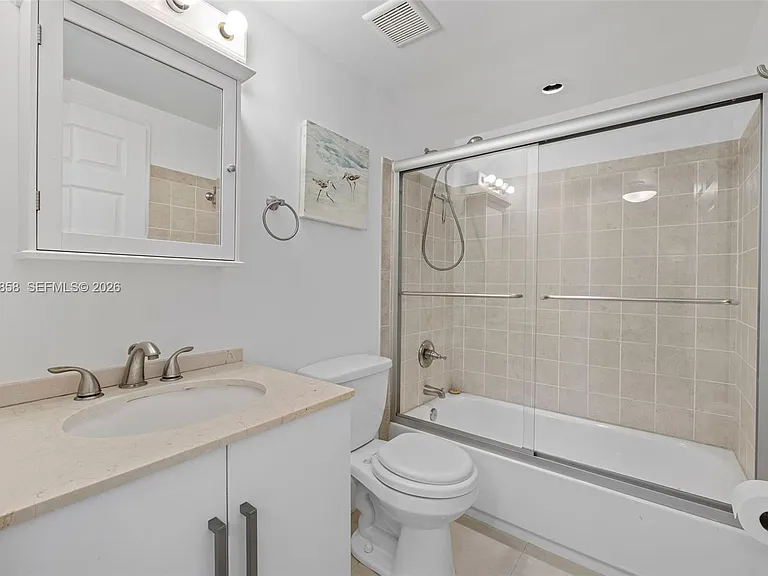 10835 SW 112th Ave #305 — Photo 29