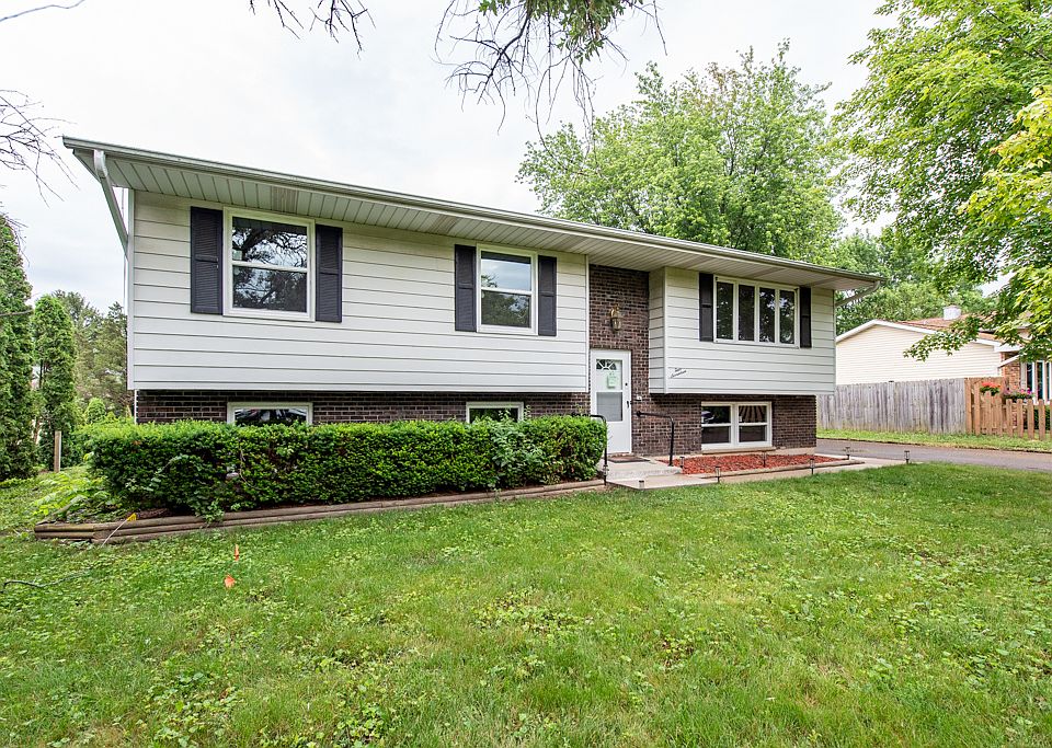 1st image of 417 Garnett Ave