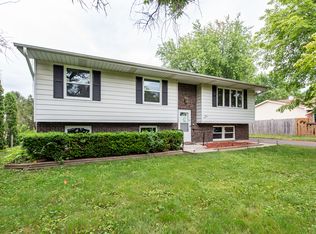 417 Garnett Ave, Winthrop Harbor, IL