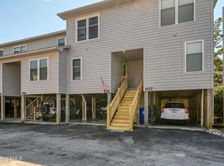 108 Crosswinds Dr, Surf City, NC 28445