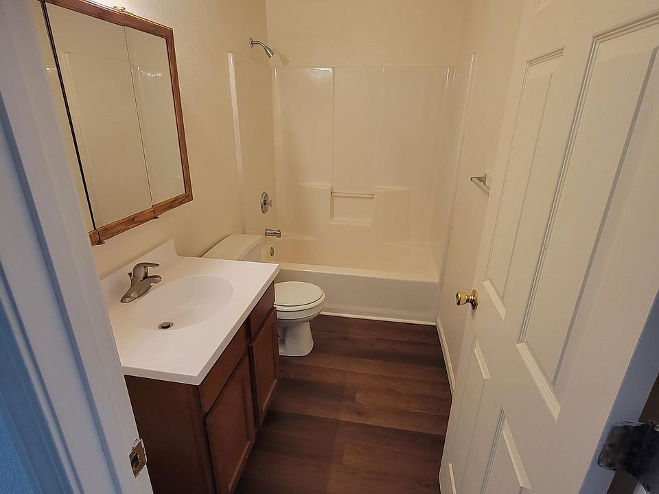 1st image of 2821 Mexico Gravel Rd #1-6