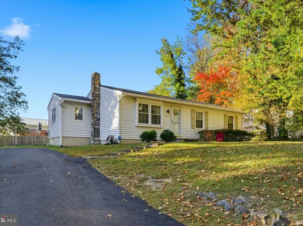 108 Bowen Dr, Fredericksburg, VA 22407