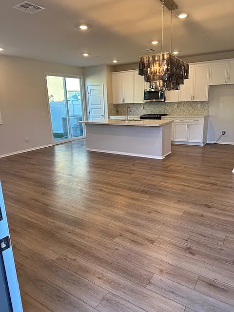 40596 Birchfield Dr — Photo 3