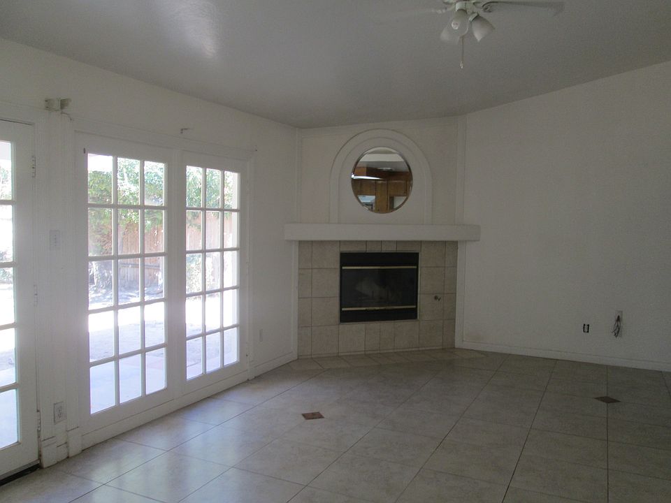 2nd image of 9322 Chesaw Ct