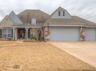 7301 E Indianola St, Broken Arrow, OK 74014
