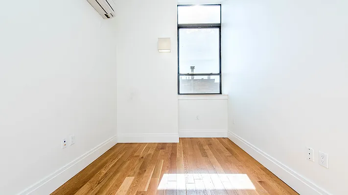 Rented by Nooklyn NYC LLC | media 24