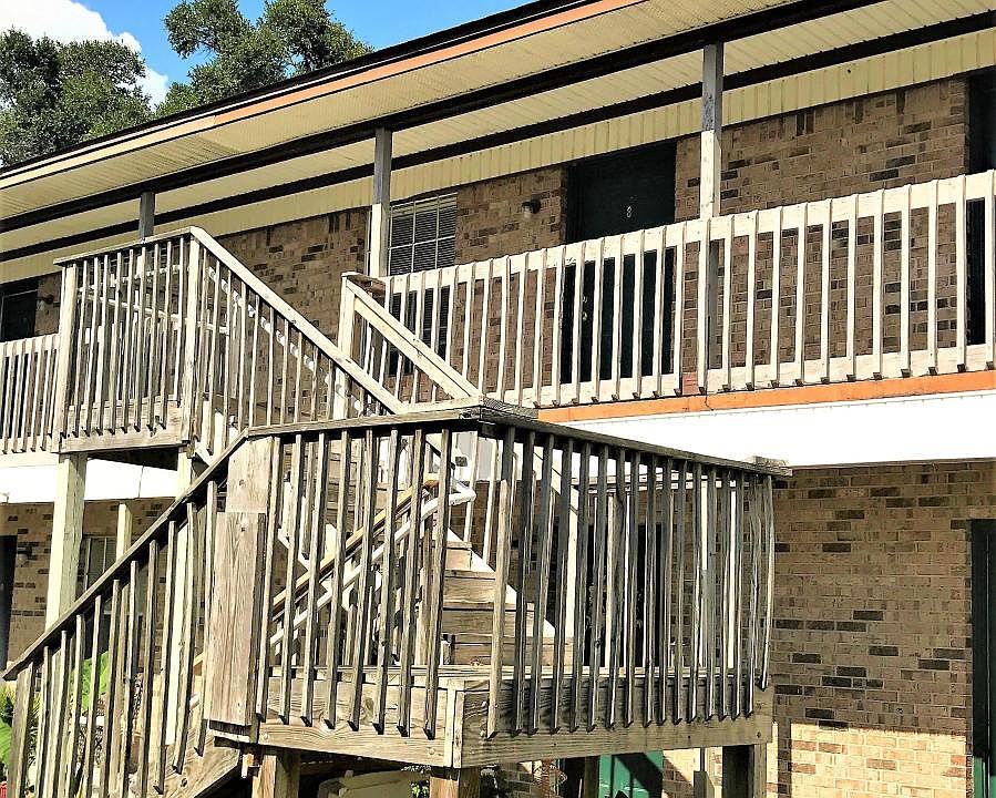 1st image of 3386 Barrancas Ave APT 8