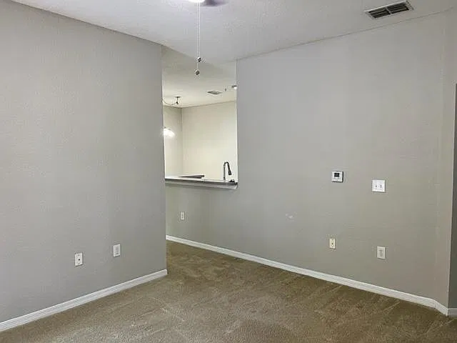 2 bed, 1170 sqft, $1,795 — Photo 2
