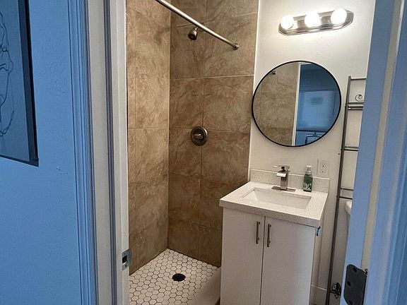 5th image of 2300 NW 6th St APT 4