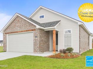 115 Blushing Groom Dr, Carencro, LA 70520