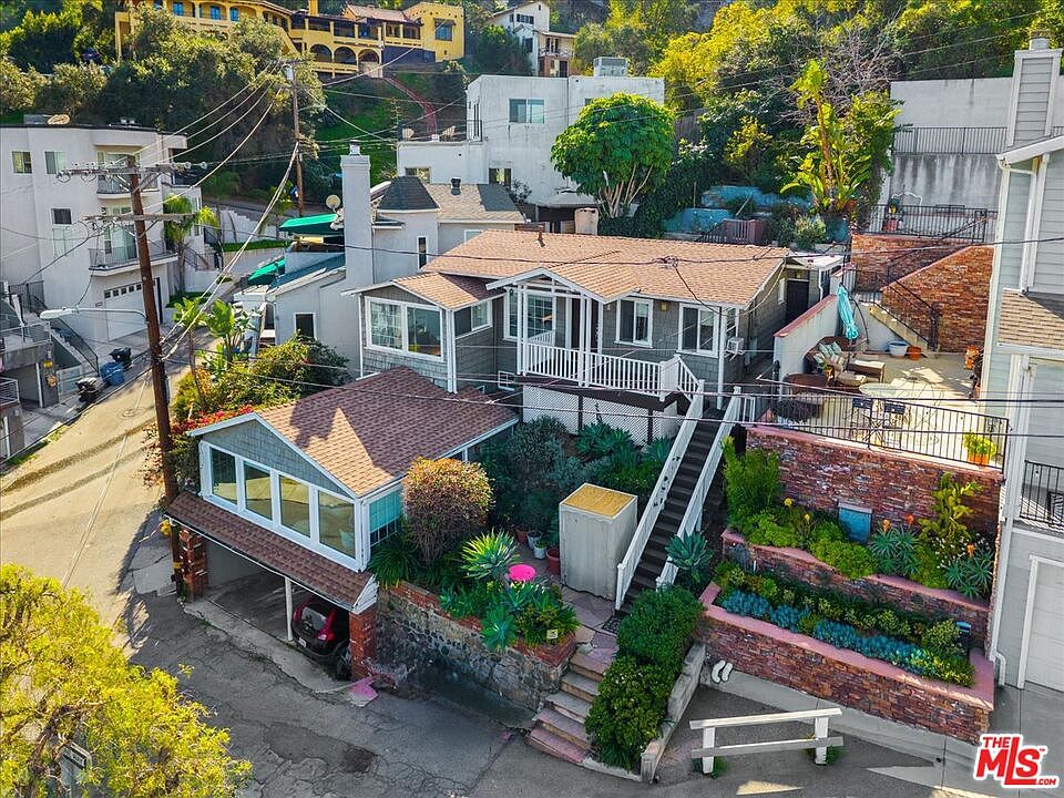 1st image of 2951 Park Center Dr