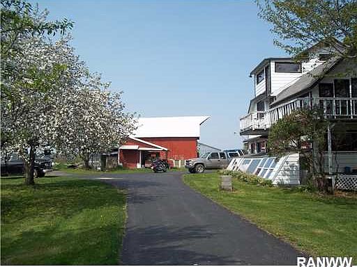 2nd image of 14179 N Town Hall Road