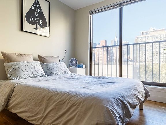 3rd image of 312 E 30th St APT 6B
