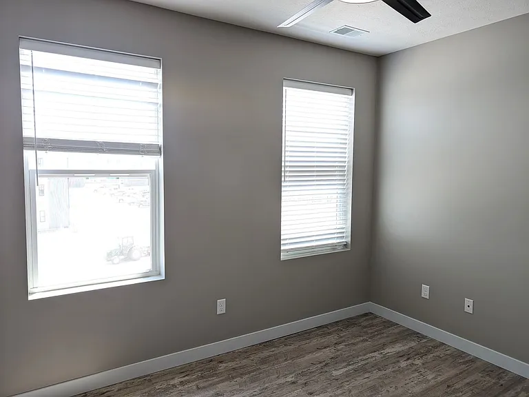 2404 Hudson Way — Photo 30