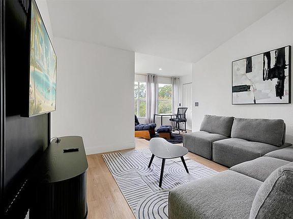 3rd image of 5168 CONROY ROAD #35