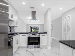 113 Lake Rebecca Dr, West Palm Beach, FL 33411