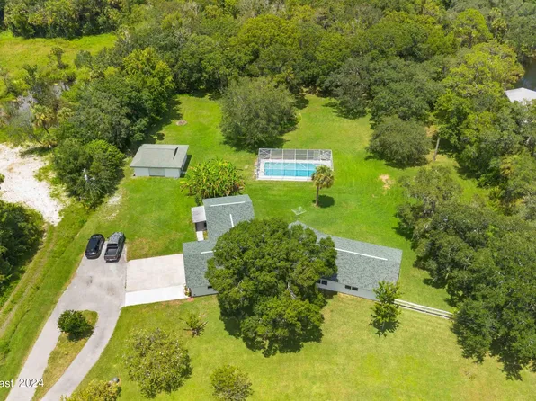 4134 Parkway Dr, Melbourne, FL 32934