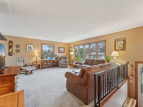 3rd image of 2956 Aquila Ave N