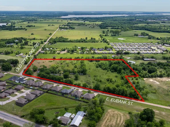520 E Eubank St, Mabank, TX 75147