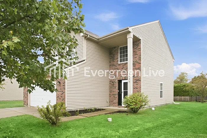 3 bed, 2.5 bath, 1794 sqft, $1,745 — Photo 2