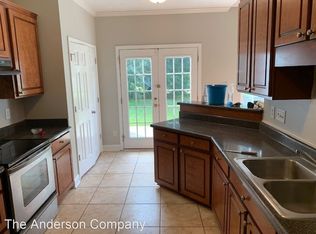 191 Autumn Leaf Dr, Albany, GA 31701