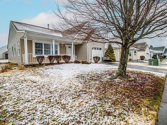 2nd image of 7 Kendal Drive