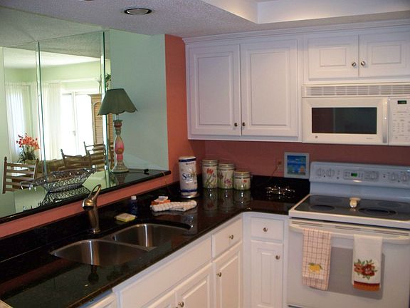 5th image of 247 S Sea Pines Dr APT 1841