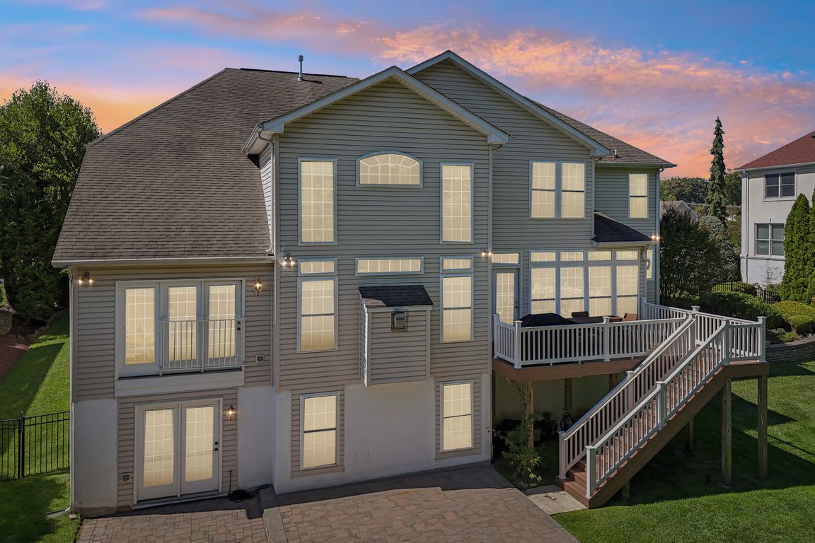 next background image