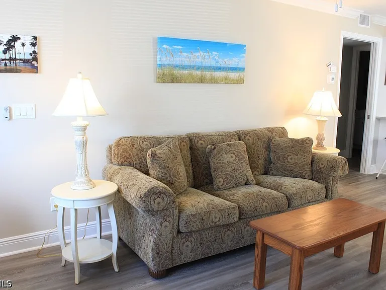 16881 Davis Rd #112 — Photo 5