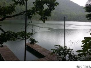 496 Wolf Lake Rd, Tuckasegee, NC 28783