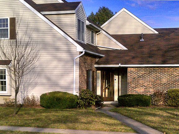 Side View, Front Entrance