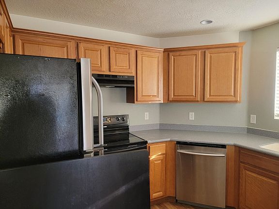 5th image of 3835 S Kingsbury Ln APT A5