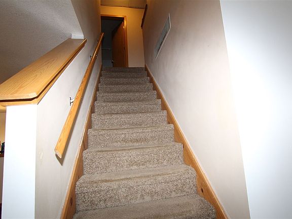 4th image of 2428-2430 Deerfield Blvd