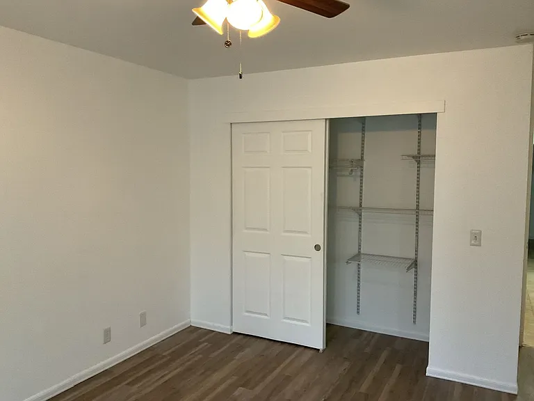 1068 Lupin Ave — Photo 23
