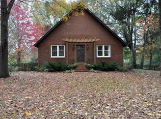 385 Springhill Rd NW, Huntsville, AL 35806