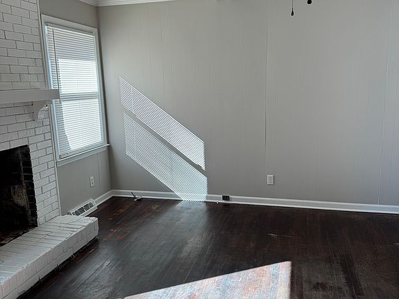 5th image of 3301 Shallowford Dr
