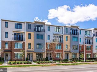 1216 Ribbon Limestone Ter, Leesburg, VA 20175