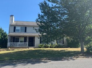 2575 Sheffield Dr, Easton, PA 18040