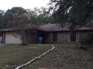 1315 Princeton Dr, Longview, TX 75601