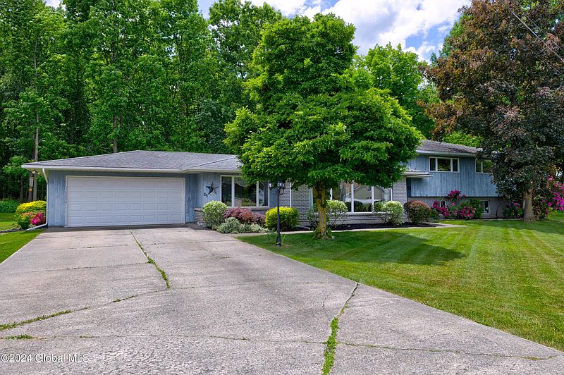 2nd image of 23 Ronald Drive