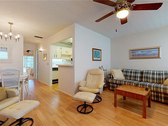 4th image of 34 Vista Gardens Trl