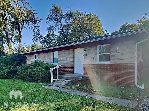 3rd image of 3847 Priscilla Ave