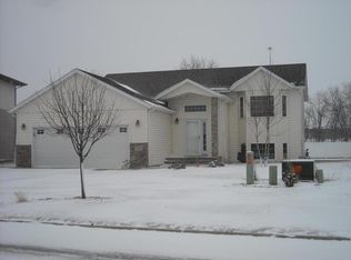1884 10th St W, West Fargo, ND 58078