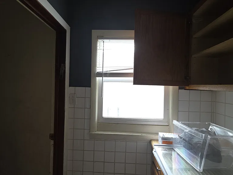 1818 E Clay St — Photo 5