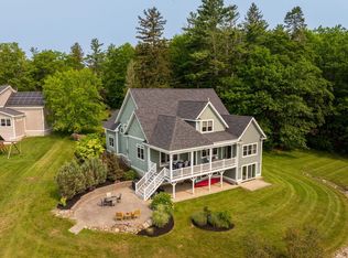 4 WINTERBERRY Drive, Dover, NH 03820