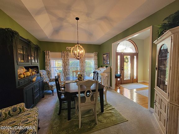 4th image of 2915 Foxdale Dr