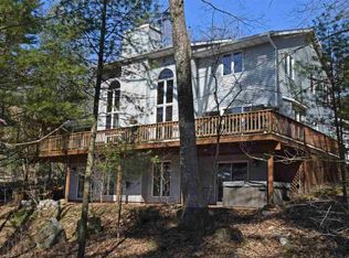 S1423 E Redstone Dr, La Valle, WI 53941